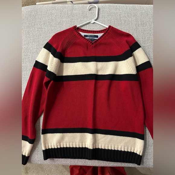 Preppy Vintage Tommy Hilfiger V Neck Red and Cream Sweater - Picture 1 of 3